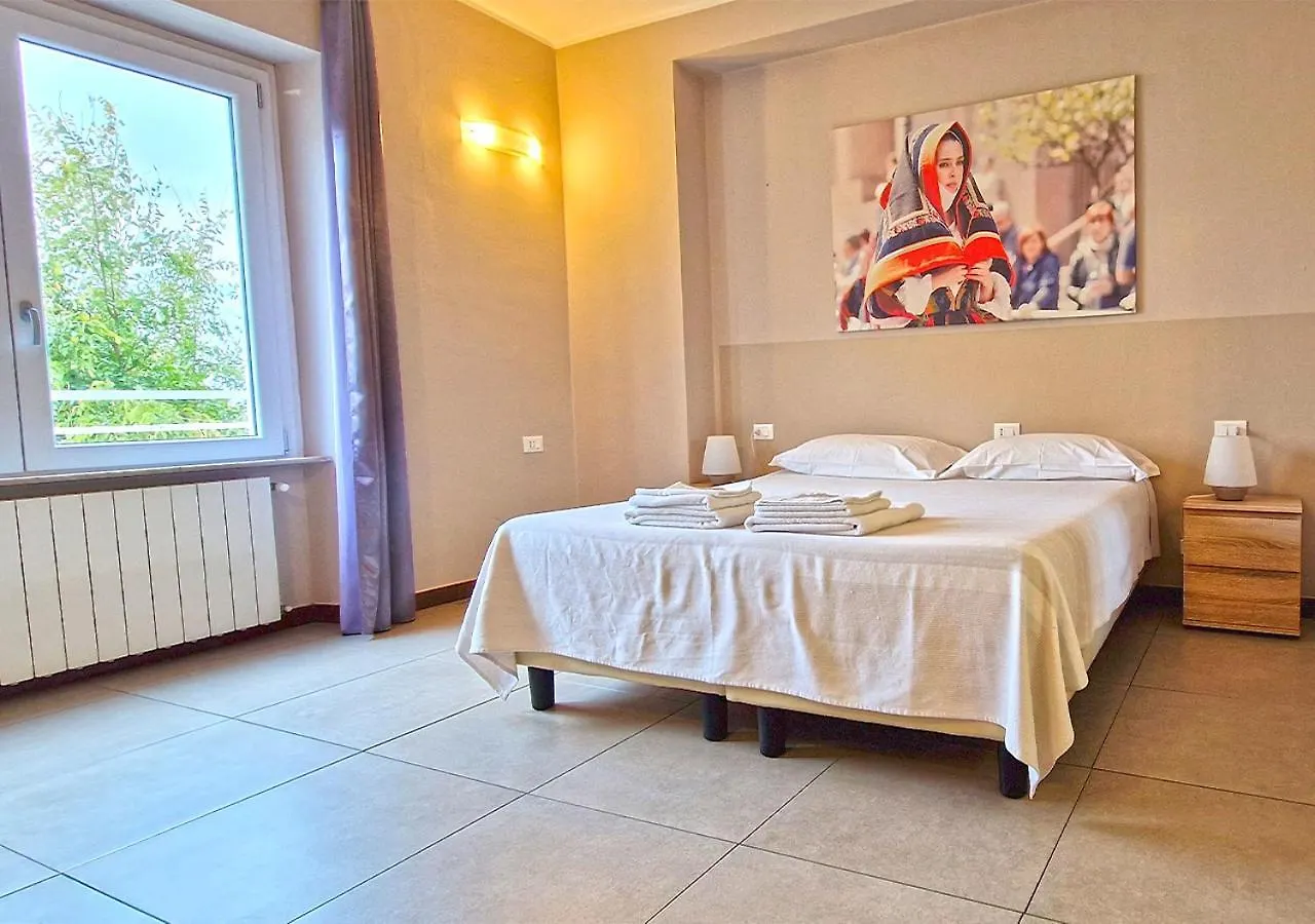 B&B Viale San Pietro Sassari 2*,  Italia